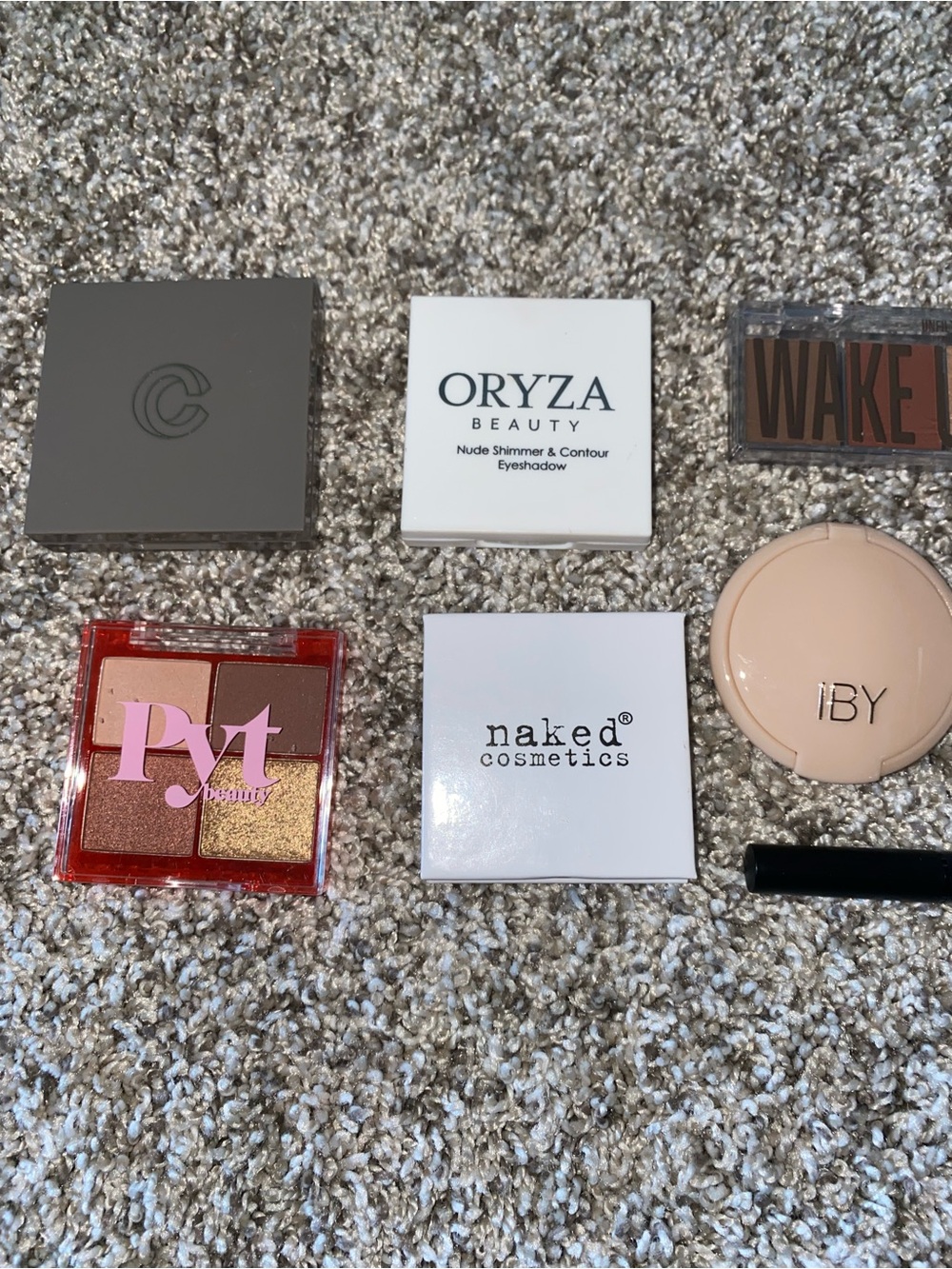 Makeup Sample Lot - Picture 2 of 5